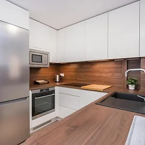 Bhost - Victoria 64 Apartament